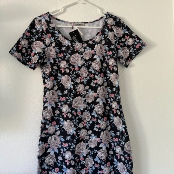 NWT Toms Bodycon Dress Pinks Blues Greys on Black Elegant Floral Size M - Picture 6 of 11